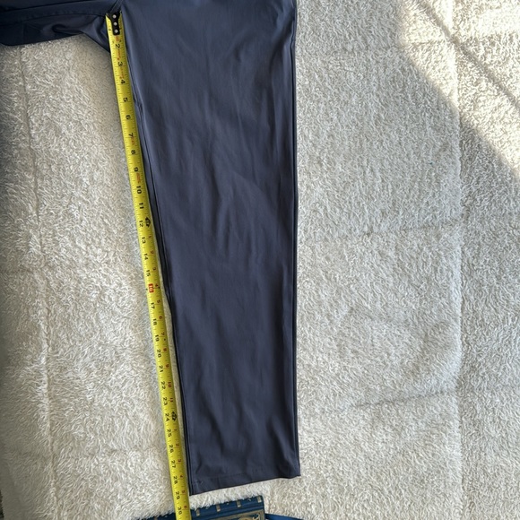 Rhône commuter pants.  Navy.  32x30 - Picture 7 of 11